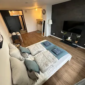 Urban Zen Apartment